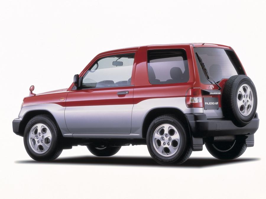  Mitsubishi Pajero iO 3-Door 1998 года  (фото 3 из 3)